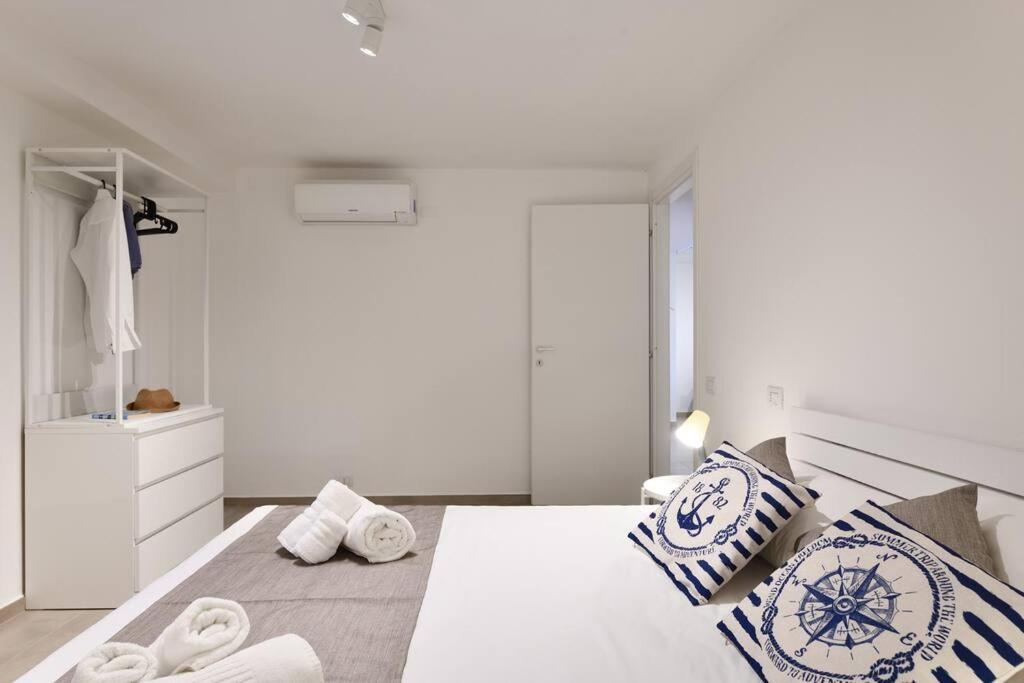 Cosy And Modern Apartment Portu Frailis Àrbatax Esterno foto